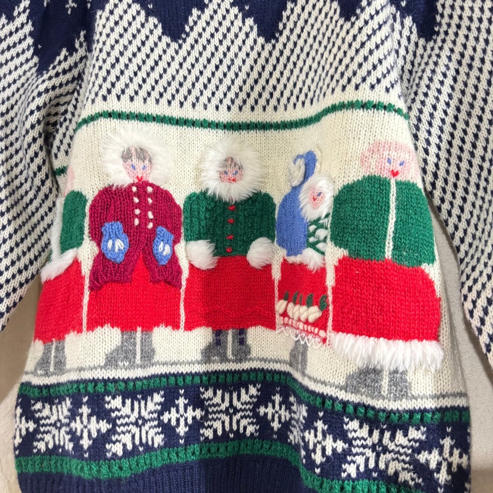 Vintage 80s Susan Bristol Embroidered Wool Sweater Winter Scene Small Cottage - Picture 2 of 6
